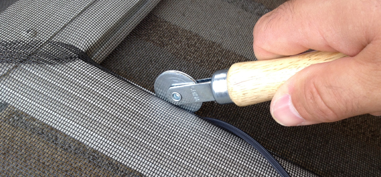 metal screen door repair in El Granada